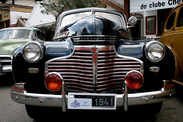 1018_123215_chevrolet-18_163.jpg