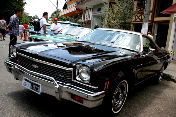 1018_123359_chevrolet-24_163.jpg