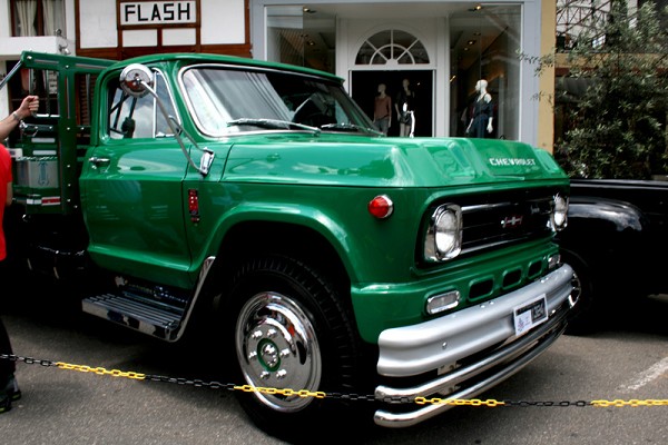 1018_123510_chevrolet-27_163.jpg