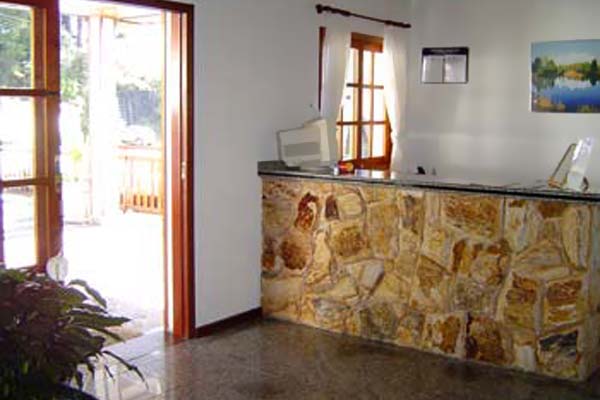 13142120_12-1.jpg