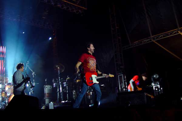 16173237_12.jpg