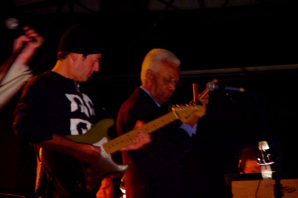 2011319_5.jpg