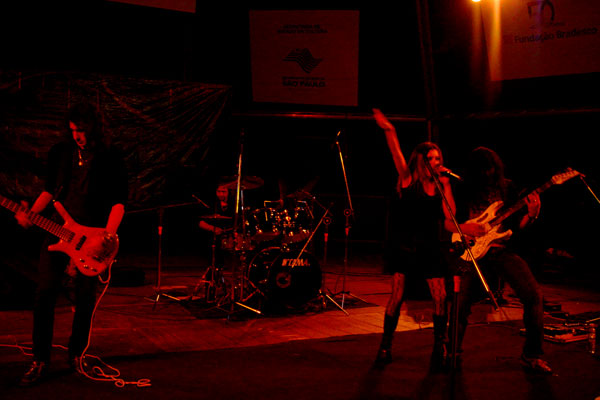 2216330_11.jpg