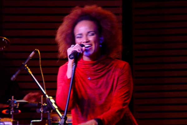 2513158_13.jpg