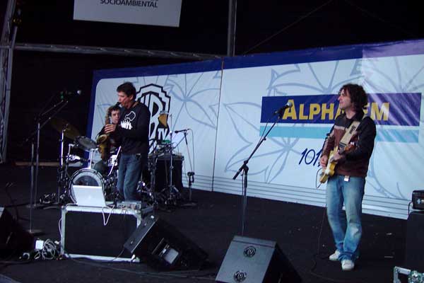 25132829_3.jpg