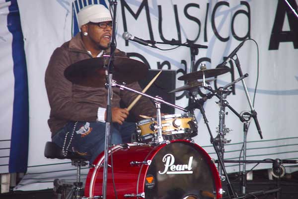 2513657_13
