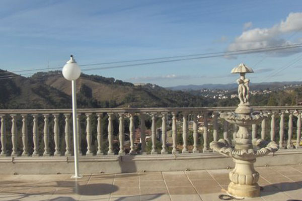 6182041_13-1.jpg