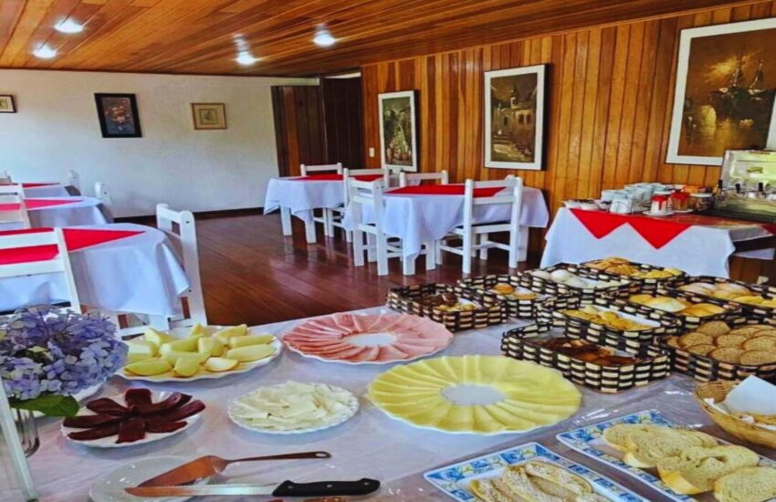 cafe-da-manha-pousada-atalaia-capivari-campos-do-jordao-02