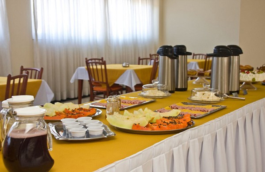 Café da Manhã Pousada Villa de Campos