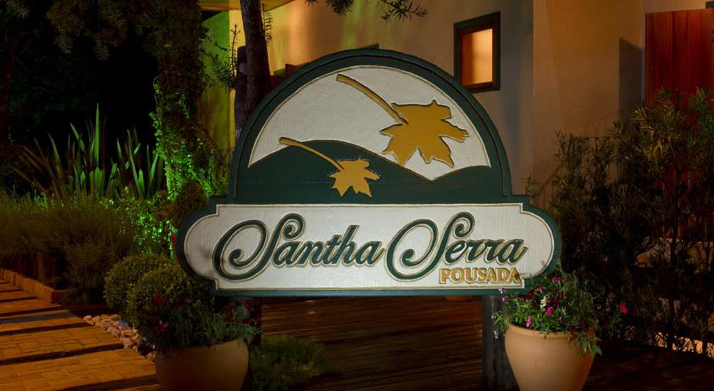 Fachada Pousada Santha Serra