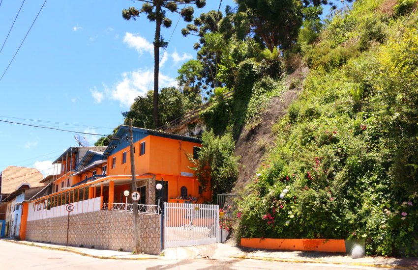 fachada-pousada-sulas-campos-do-jorda-3
