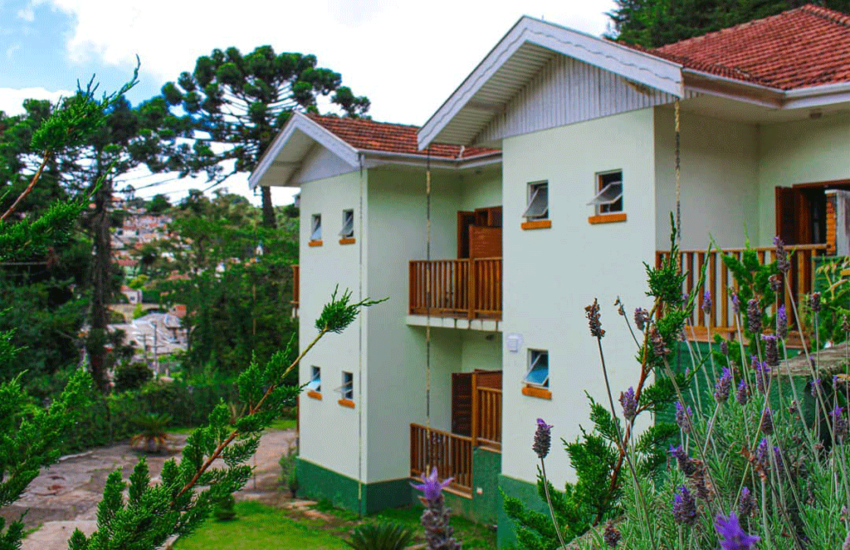 fachada-pousada-vila-floratta-campos-do-jordao-02