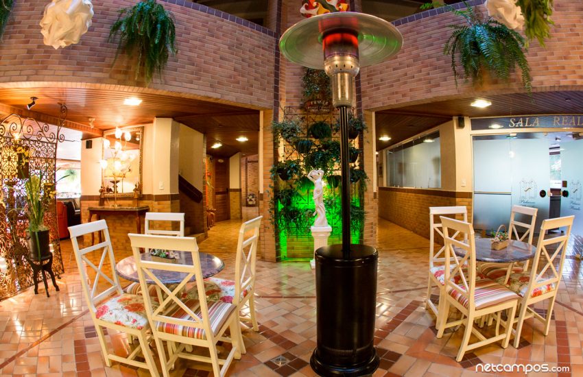 mesas-bar-flat-hotel-palazzo-reale