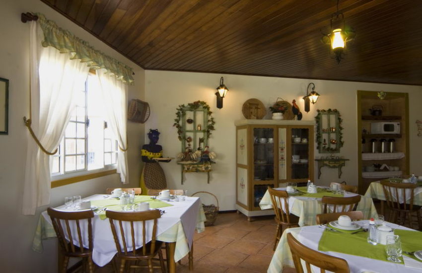 pousada-ararinha-azul-cafe
